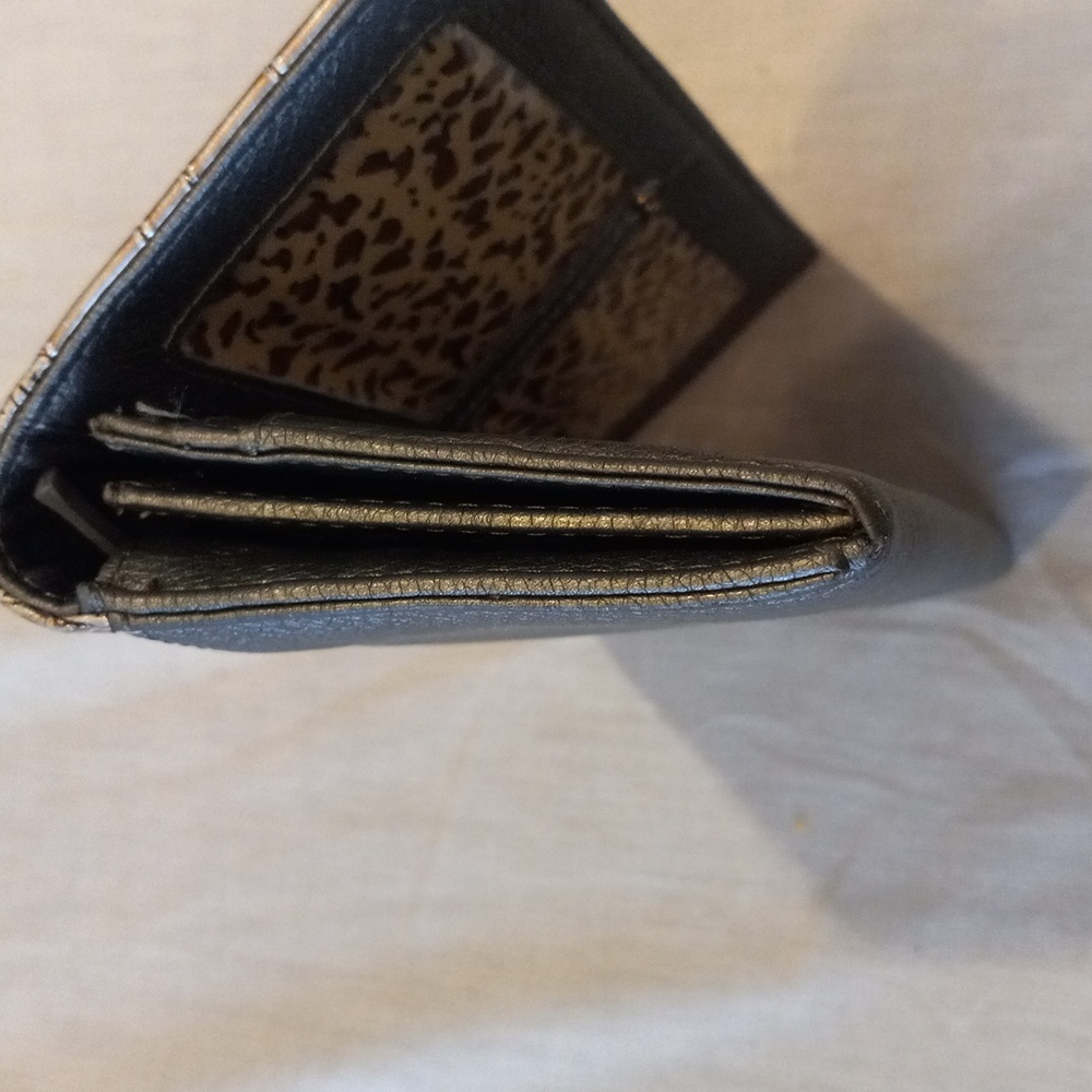 Wallet - Picture 11 of 16